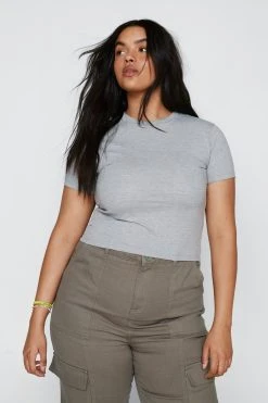 Plus Size Short Sleeve Cropped Top